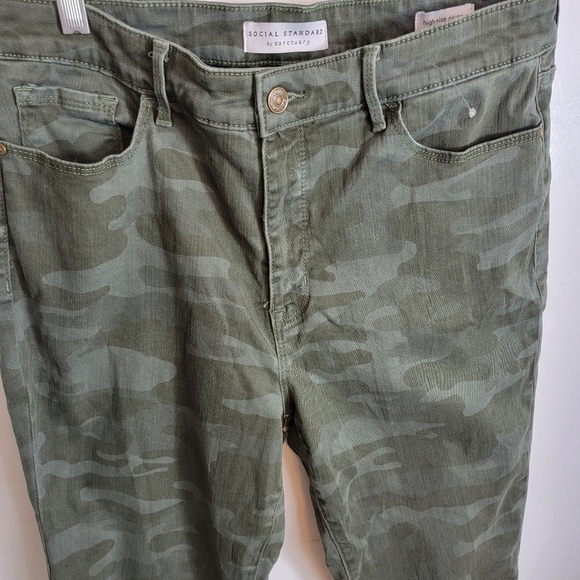 Social Standard Anthro By Sanctuary High Rise Skinny Camouflage Print Jeans - Picture 8 of 11